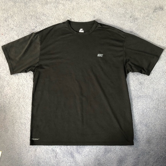 Nike Other - Nike tee